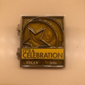 ⭐️LIMITED EDITION PIN